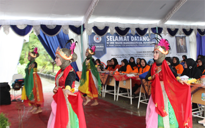 Tuan Rumah Dharmawanita